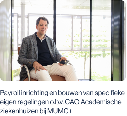 Een professioneel portret van Arjan de Rooy, payroll inrichting